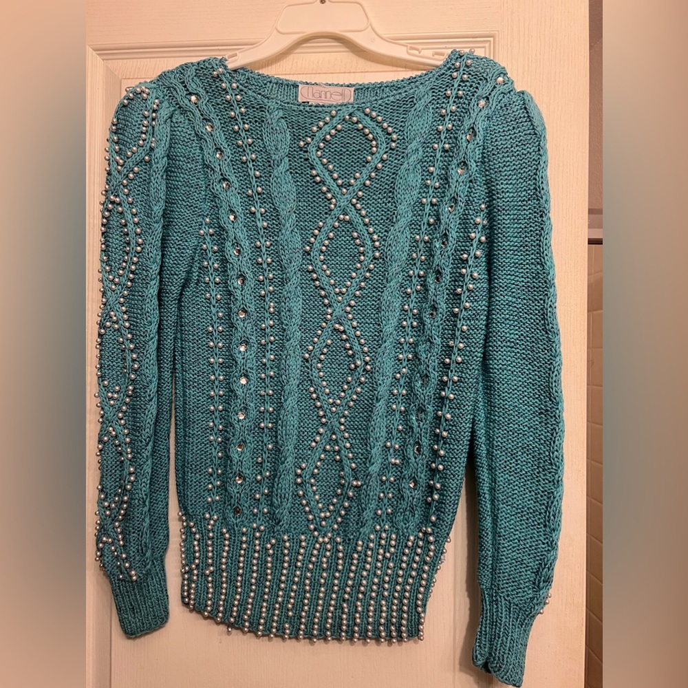 Vintage 80’s Pearl and rhinestone sweater sz small